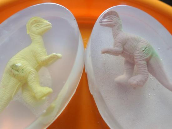 恐龙肥皂蛋